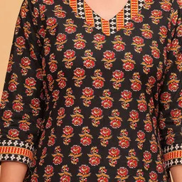 TANISHA Floral Printed V-Neck Straight Kurta with Trousers & Dupatta image 4