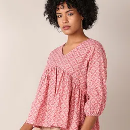 LIMEROAD Women Floral Print Cotton Top image 3