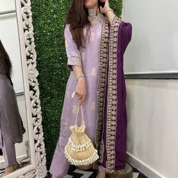 Anni Designer Floral Woven Design V-Neck Kurta With Trousers & Dupatta image 5