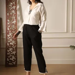 Globus Women Tapered Fit Mid-Rise Flat-Front Regular Trousers-picture-27