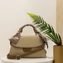 BANDICOOT Structured Sling Bag-picture-38
