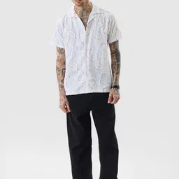 Snitch Men Textured Cuban Collar Casual Shirt image 2