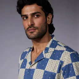 abizzstore retails surat Men Regular Fit Floral Print Button Down Collar Casual Shirt image 3