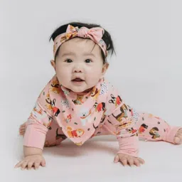 THE PLUSH CLUB Kids Printed Bibs image 4