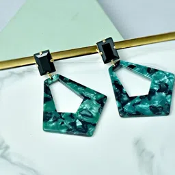 Arzonai Contemporary Drop Earrings image 2