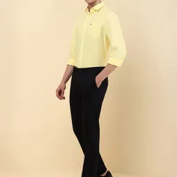 Allen Solly Men Slim Fit Spread Collar Solid Cotton Casual Shirt image 2