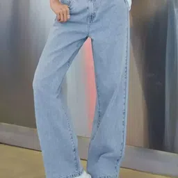 LINARIA Women Classic Relaxed Fit Mid-Rise Light Fade Clean Look Cotton Jeans-image-98