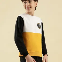 Lil Tomatoes Boys Printed Sweatshirt image 4