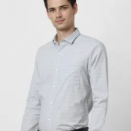 Peter England Checked Slim Fit Formal Shirt image 5
