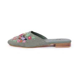 PINK PUMPKIN Women Ethnic Mules with Embroidered Flats image 3