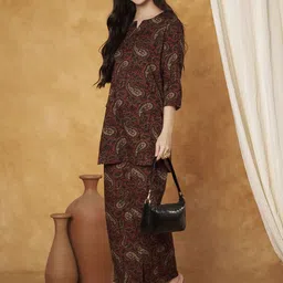 KALINI Printed Pure Cotton Round Neck Three-Fourth Sleeves Top With Trousers Co-Ords-picture-20