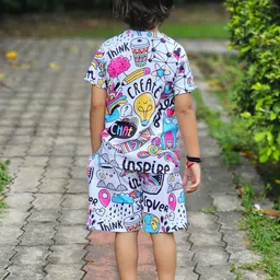 YK Boys Printed Round Neck T-shirt With Shorts image 4