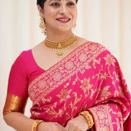 Snofi Creation Floral Zari Kanjeevaram Saree image 3