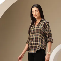 Chemistry Checked Gathered Detail Top image 3