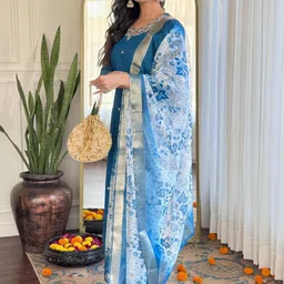 AG TEXTILE Women Ethnic Motifs Embroidered Thread Work Kurta with Palazzos & Dupatta image 5