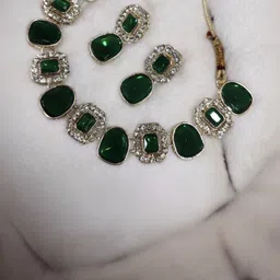 Women Click Set Of 2 Gold Plated Stones Studded Jewellery Set image 2