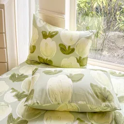 JC HOME Green & White Floral Printed 140 TC King Bedsheet Set 2 m x 1.8 m image 3