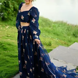 Thread & Button Printed Sweetheart Neck Puffed Sleeves Organza Ready to Wear Lehenga Choli image 4