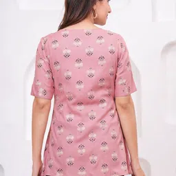 NNAVDHA Print Ethnic Cotton Top image 5