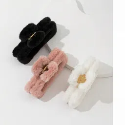 Glitzzy Women Set of 3 Fur Claw Clip image 4
