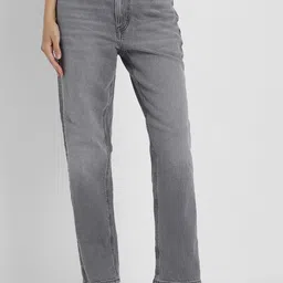 AMERICAN EAGLE OUTFITTERS Women Straight Fit Mid-Rise Light Fade Non Stretchable Jeans-picture-25