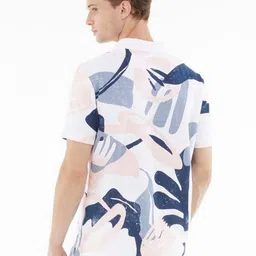 GUESS Men Printed Pockets T-shirt image 4