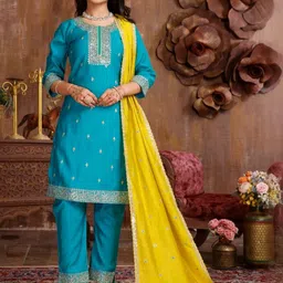 T4You Girls Ethnic Motifs Embroidered Regular Sequinned Kurta with Trousers & With Dupatta image 5