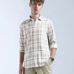Flying Machine Men Checked Spread Collar Casual Shirt-picture-14