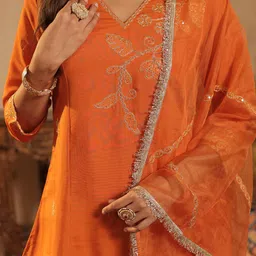 Indo Era Women Ethnic Motifs Printed Kurta with Trouser image 2