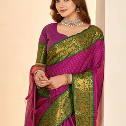 LeeliPeeri Designer Checked Woven Design Zari Saree image 2