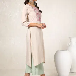 Soch Women Geometric Embroidered Thread Work Kurta image 2