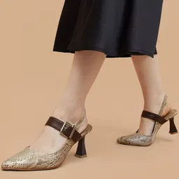 Ginger by Lifestyle Women Block Heel Pumps image 3