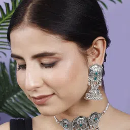 PUJVI Stone-Studded & Beaded Jewellery Set image 4