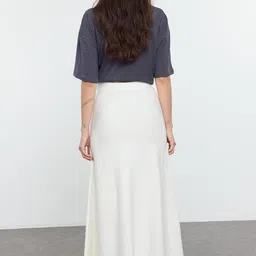 Trendyol WomenFlared Maxi Skirt image 4