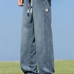 StyleCast x Revolte Men Relaxed Fit Light Fade Stretchable Jeans image 4