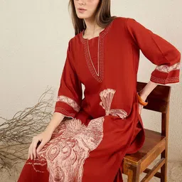 Indo Era Women Ethnic Motifs Printed Regular Thread Work Kurta with Palazzos image 4