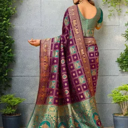 Mitera Woven Design Zari Silk Blend Paithani Saree image 4