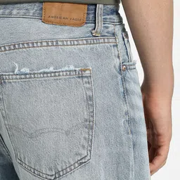 AMERICAN EAGLE OUTFITTERS Men Relaxed Fit Mid-Rise Light Fade Jeans image 2
