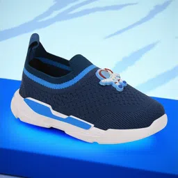 Trump Kids Textured Round Toe Contrast Sole Slip-On Sneakers-picture-58