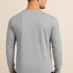 Body Mechanics Men Colourblocked T-shirt image 4