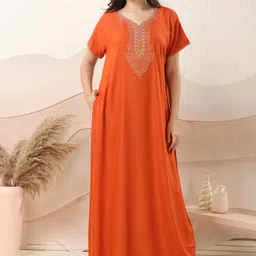 EASY MOM Embroidered Maxi Dress-picture-28