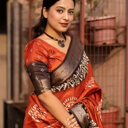 J 6 DESIGNER Batik Saree image 2