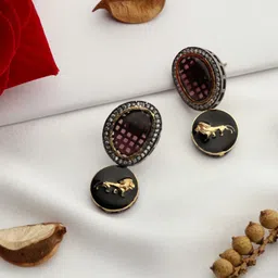 VENI Contemporary Studs Earrings-picture-33