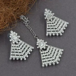 Women Click Rhodium-Plated Stone-Studded Jewellery Set image 2