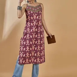 WineRed Women Geometric Printed Kurta-picture-37