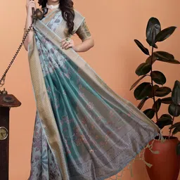 Mameraa Floral Printed Zari Saree With Blouse Piece image 5