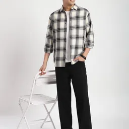 R&B Men Tartan Checks Checked Casual Shirt image 5