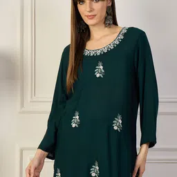 VredeVogel Women Floral Embroidered Straight Kurta-picture-37