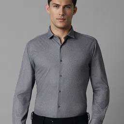 Louis Philippe Sport Men Super Spread Collar Solid Slim Fit Formal Shirt-picture-31