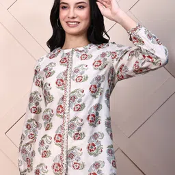 Folk Song Women Floral Printed Pure Cotton Kurti-image-32